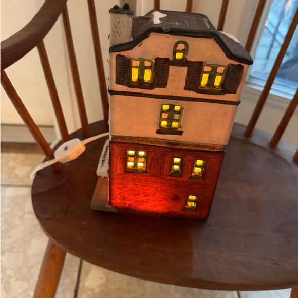 Christmas in the City. Dept. 56 Decor Bakery porcelain Brownstone. VINTAGE. EUC - Picture 7 of 16